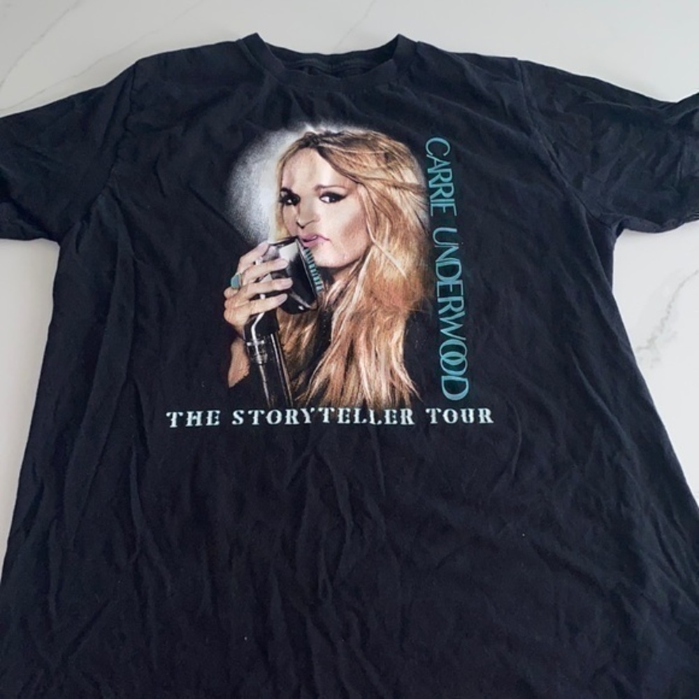 Carrie Underwood T-Shirt
